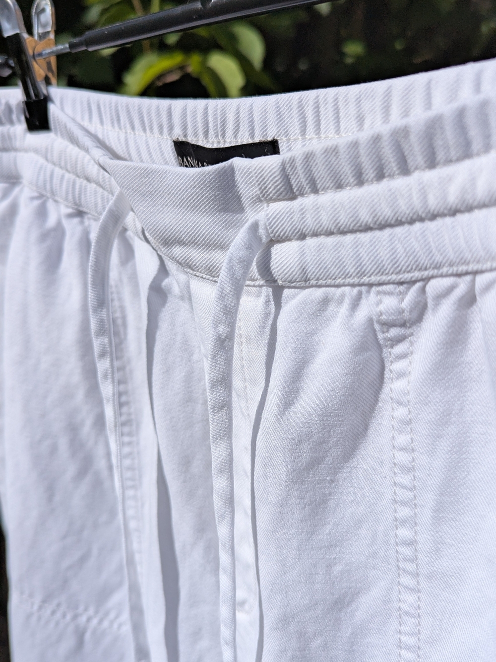 BANANA REPUBLIC White Linen Blend Pants Coastal Grandmother Cropped Breezy - Picture 8 of 17